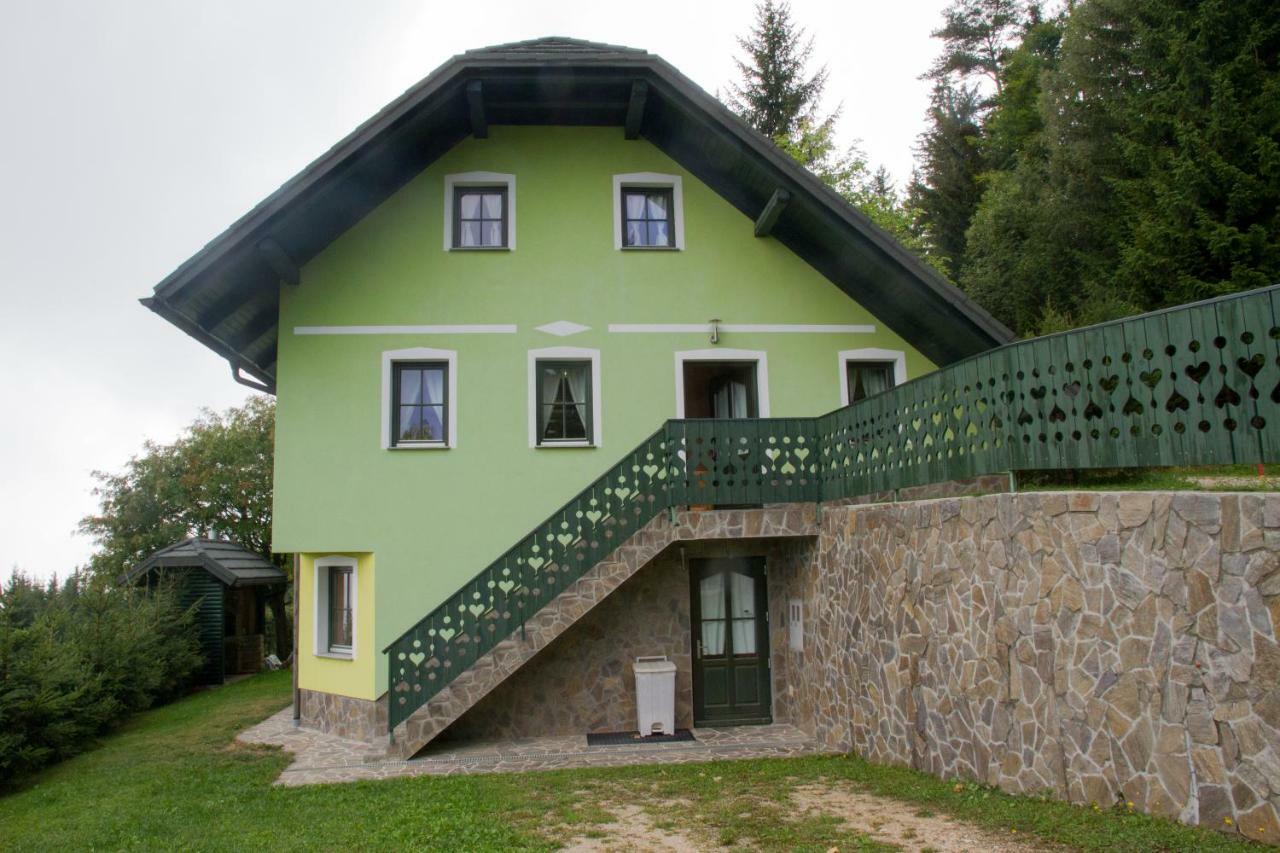 Apartment Sara Vitanje Екстер'єр фото